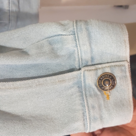 Never worn Live Above Black Legendary Blue Denim Unisex Jacket in size L. - Picture 6 of 7